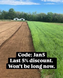 13 days left to use the 5% discount code: Jan5
Days are getting longer! Propagation rooms getting cleaned up. Waiting on the asparagus seeds to pop, then will be starting long season herbs. 💯 
Please share!
#sunday #sundayfunday #seeds #communitysupportedagriculture